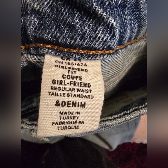 Jeans - Picture 4 of 4